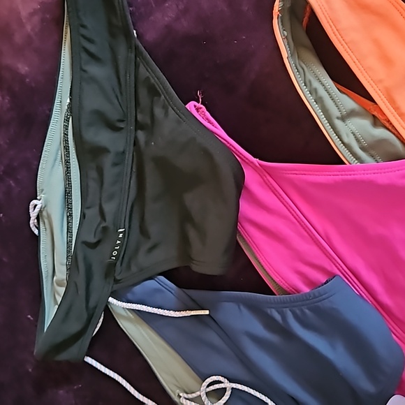 Jolyn Softy, L. Good condition. Price per suit. - Picture 5 of 10